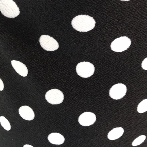Black & white poka-dot sleeveless dress, stretchy - Picture 3 of 3